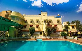 Hotel Sugan Niwas Palace